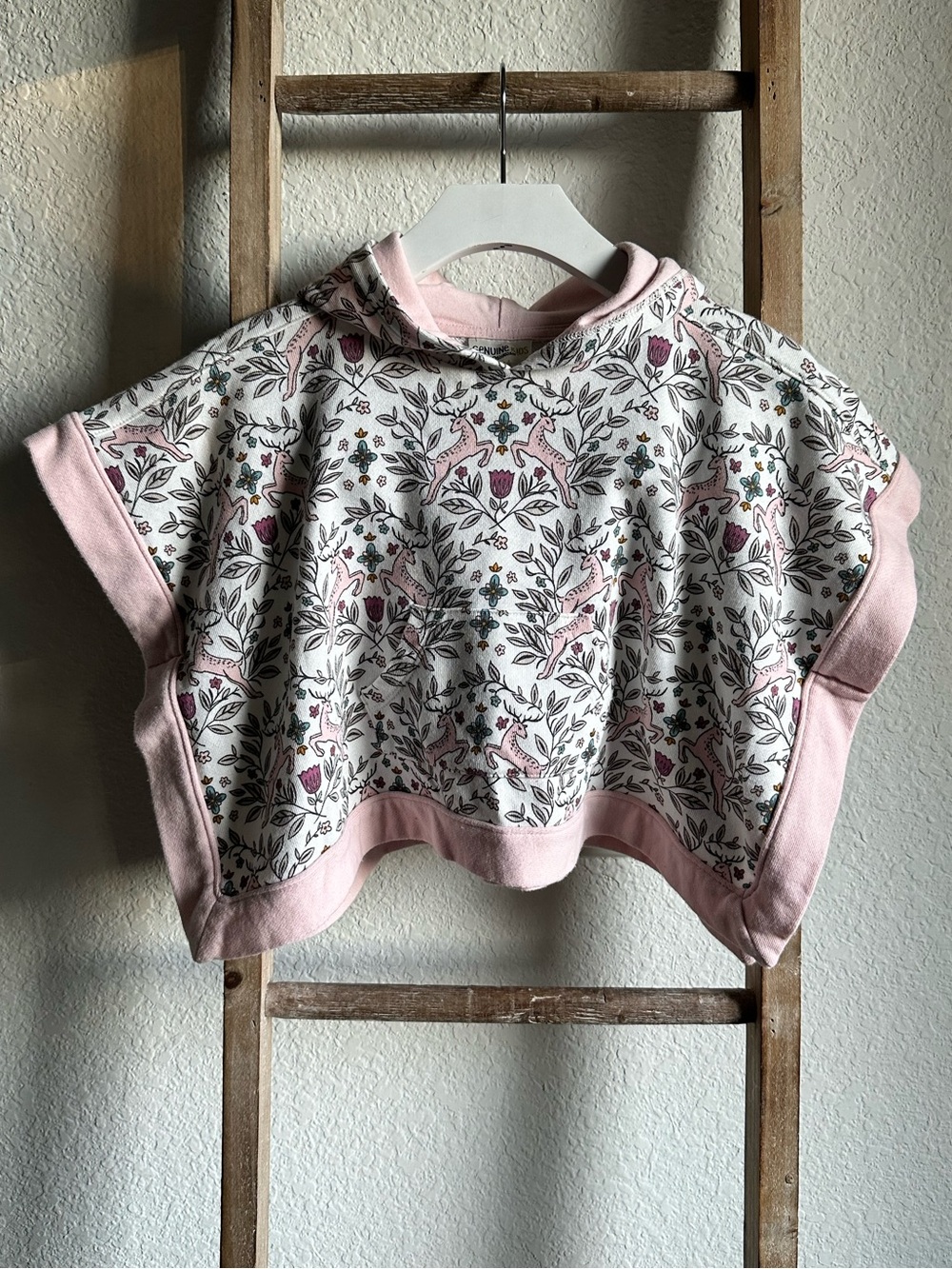 OshKosh B'gosh Short Sleeve Hooded
Pullover Poncho Top Sz: 18M